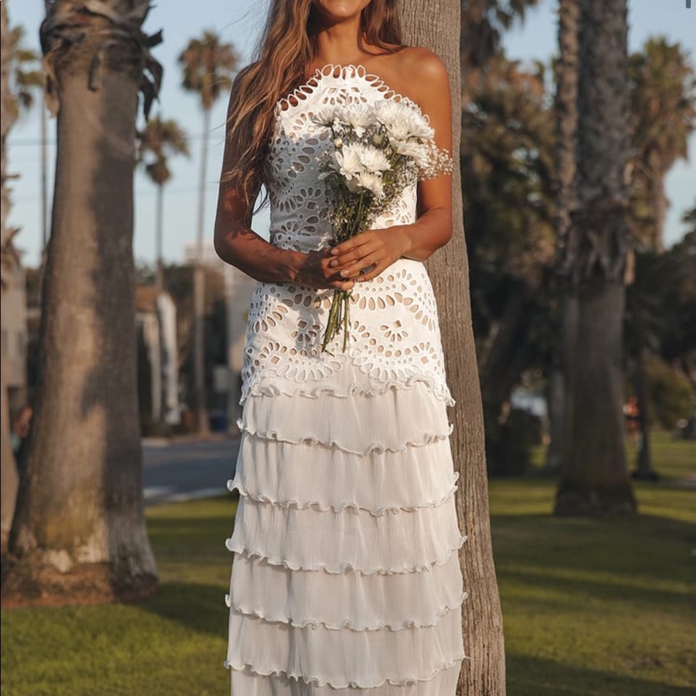 Elliatt Waltz Dress